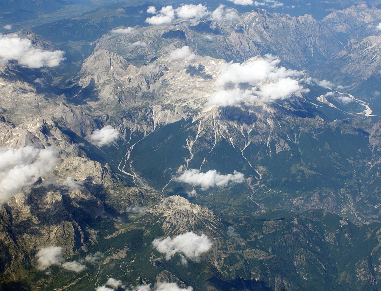Albanian Alps Theth to Valbona Trek — photo 2