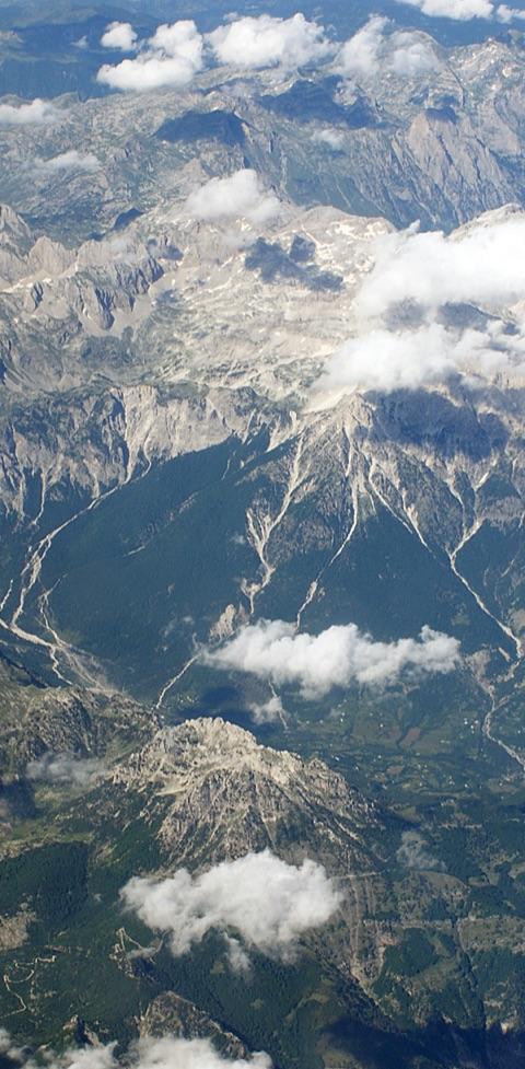 Albanian Alps Theth to Valbona Trek — photo 2
