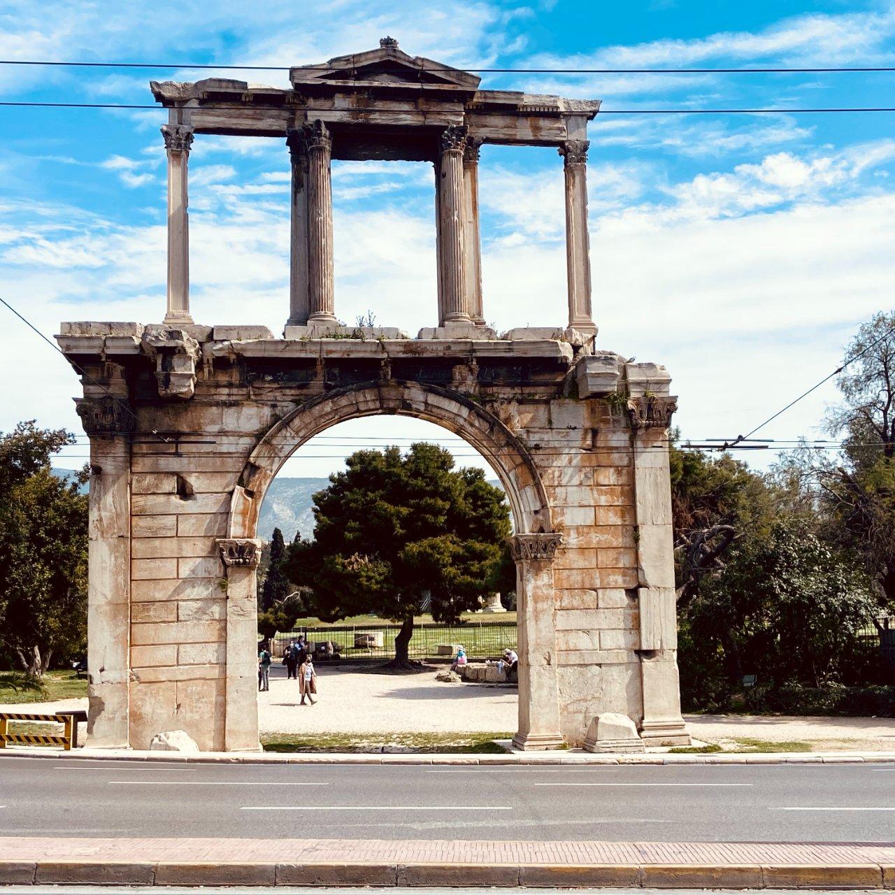 Plaka and Monastiraki Tour in spanish — Athens, Greece (photo 4)