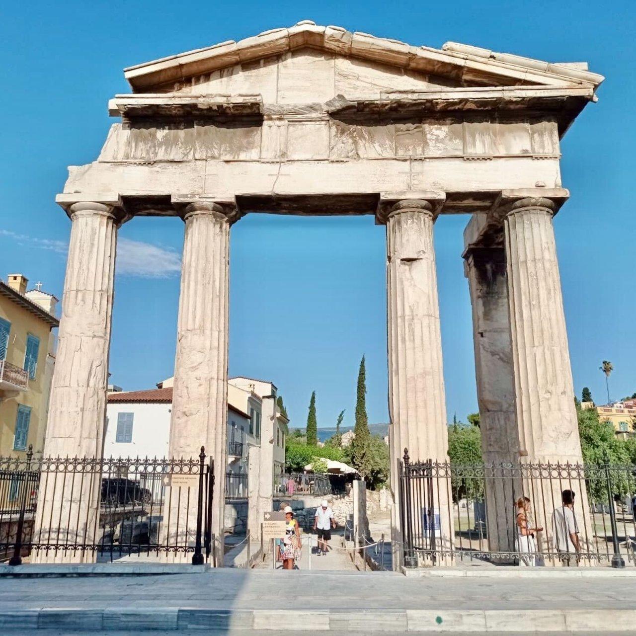 Plaka and Monastiraki Tour in spanish — Athens, Greece (photo 5)