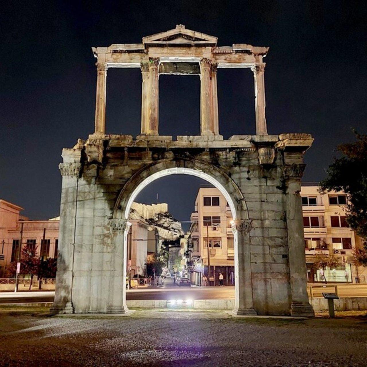 Athens by Night Tour in spanish — Athens, Greece (photo 3)