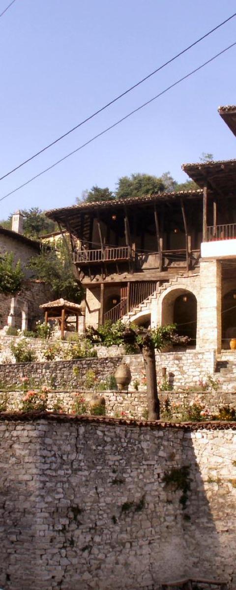 Berat UNESCO City Tour Albania — photo 2