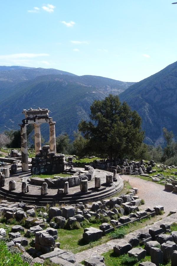 Delphi Oracle & Museum Day Trip