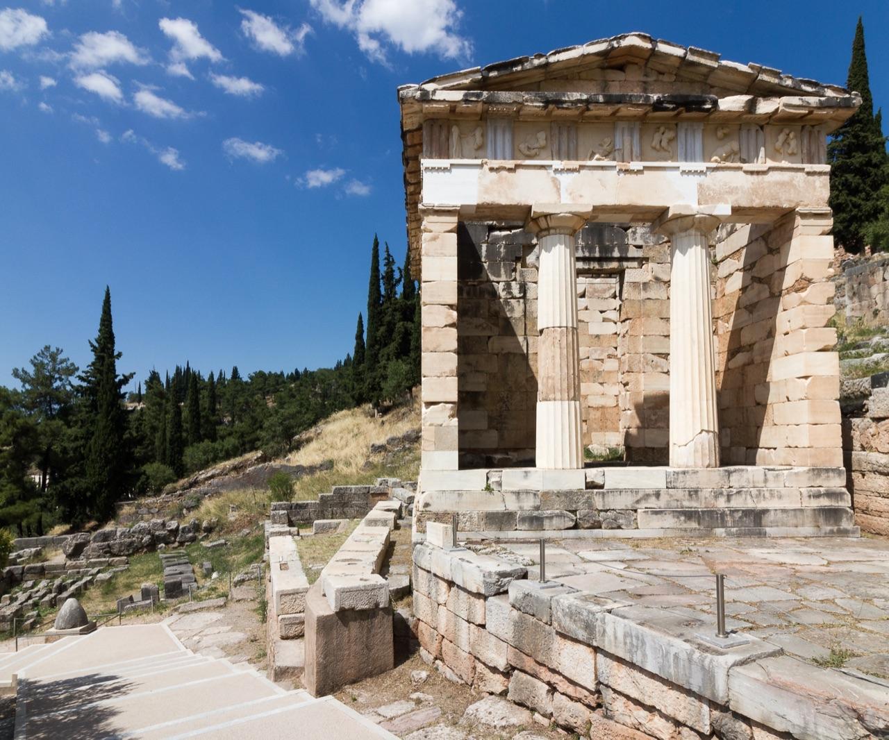 Delphi Oracle & Museum Day Trip — photo 2