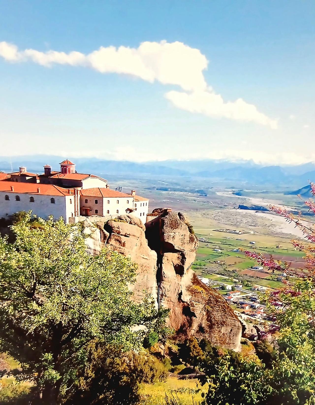 Immersive 5 hours Private Guided Tour at Meteora (Morning,Afternoon or Sunset) — Kalabaka, Greece (photo 9)
