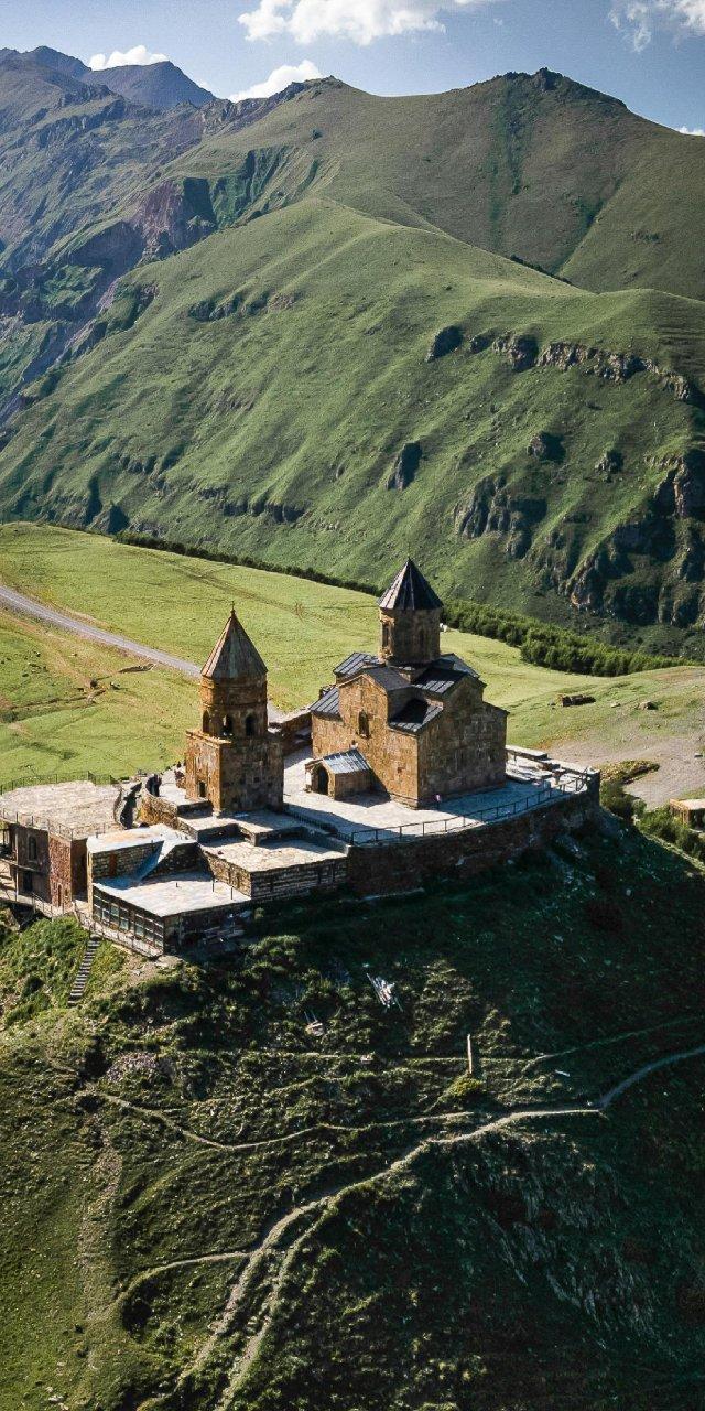 Kazbegi Mountain Adventure – Gudauri, Gergeti & Dariali Gorge, photo 4 — Tbilisi, Georgia