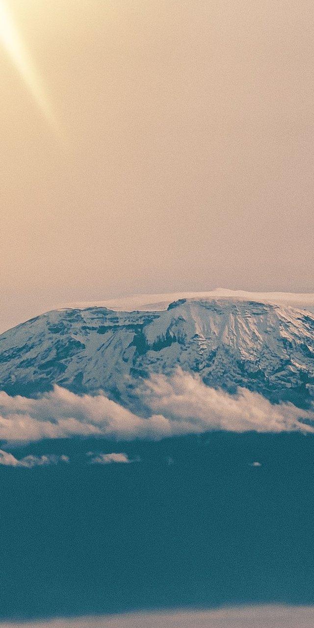 Kilimanjaro climb via Marangu route — Moshi,Kilimanjaro, Tanzania (photo 2)