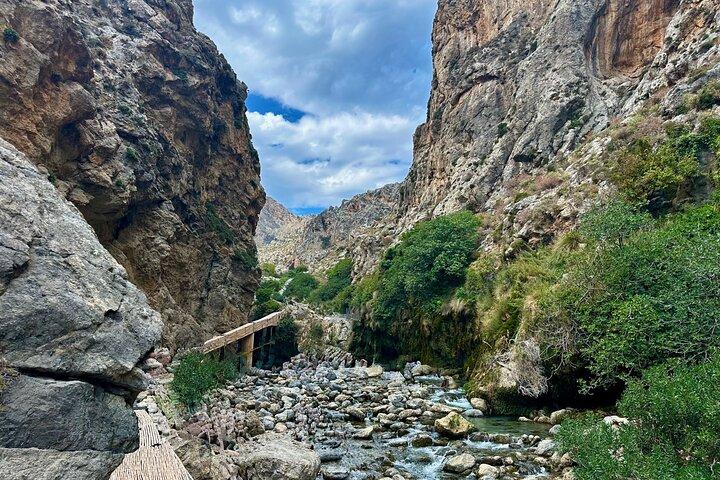 Private South Crete: Preveli Beach, Kourtaliotiko Gorge & Spili — Preveli, Greece (photo 5)