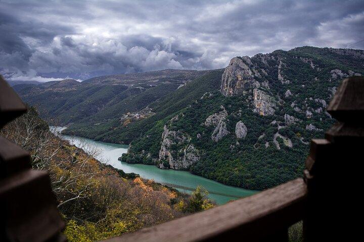 Private Vergina Tour: Royal Tombs, Alexander's Legacy & Monastery — Veria, Greece