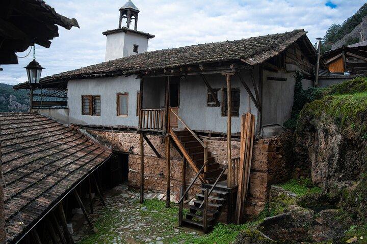 Private Vergina Tour: Royal Tombs, Alexander's Legacy & Monastery — Veria, Greece (photo 7)
